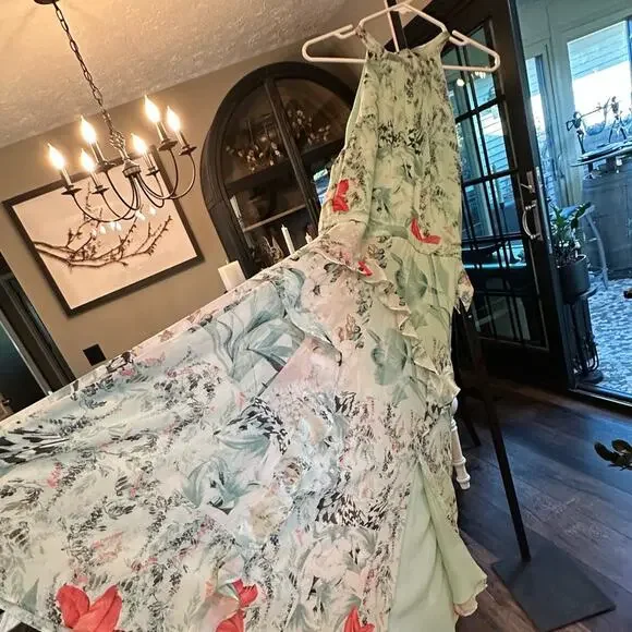 White House Black Market NWOT Romantic Floral Ruffle Maxi Dress Size 14 Large - Picture 9 of 9